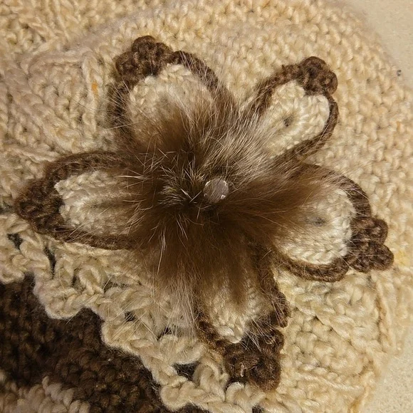 Cream and Brown Crocheted Bucket Hat - Picture 2 of 7
